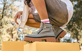 Trend alert outfits para vacacionar con botas